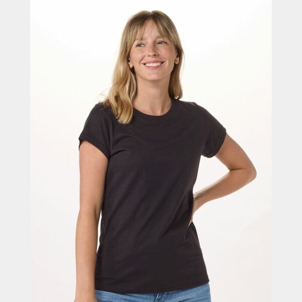 Women's Essential T-shirt Thumbnail